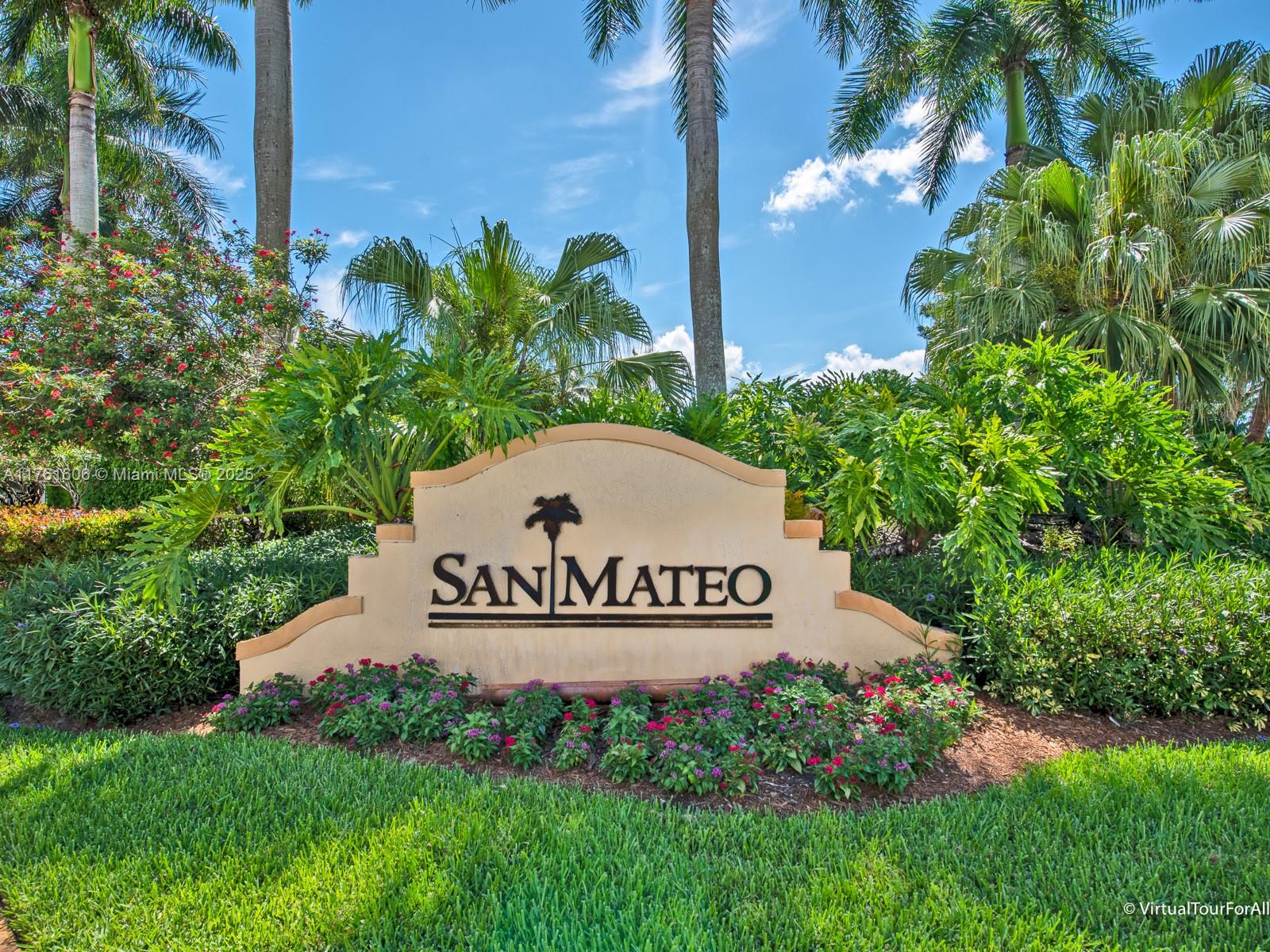 Village of San Mateo - фото