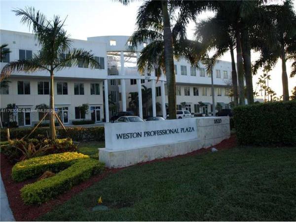 WESTON PROFESSIONAL PLAZA
