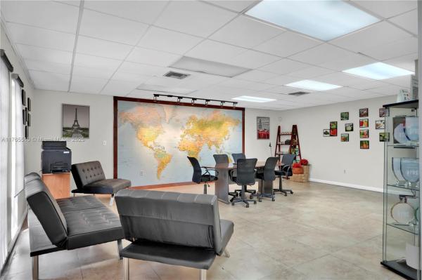 CENTRAL COMMERCIAL CONDO II