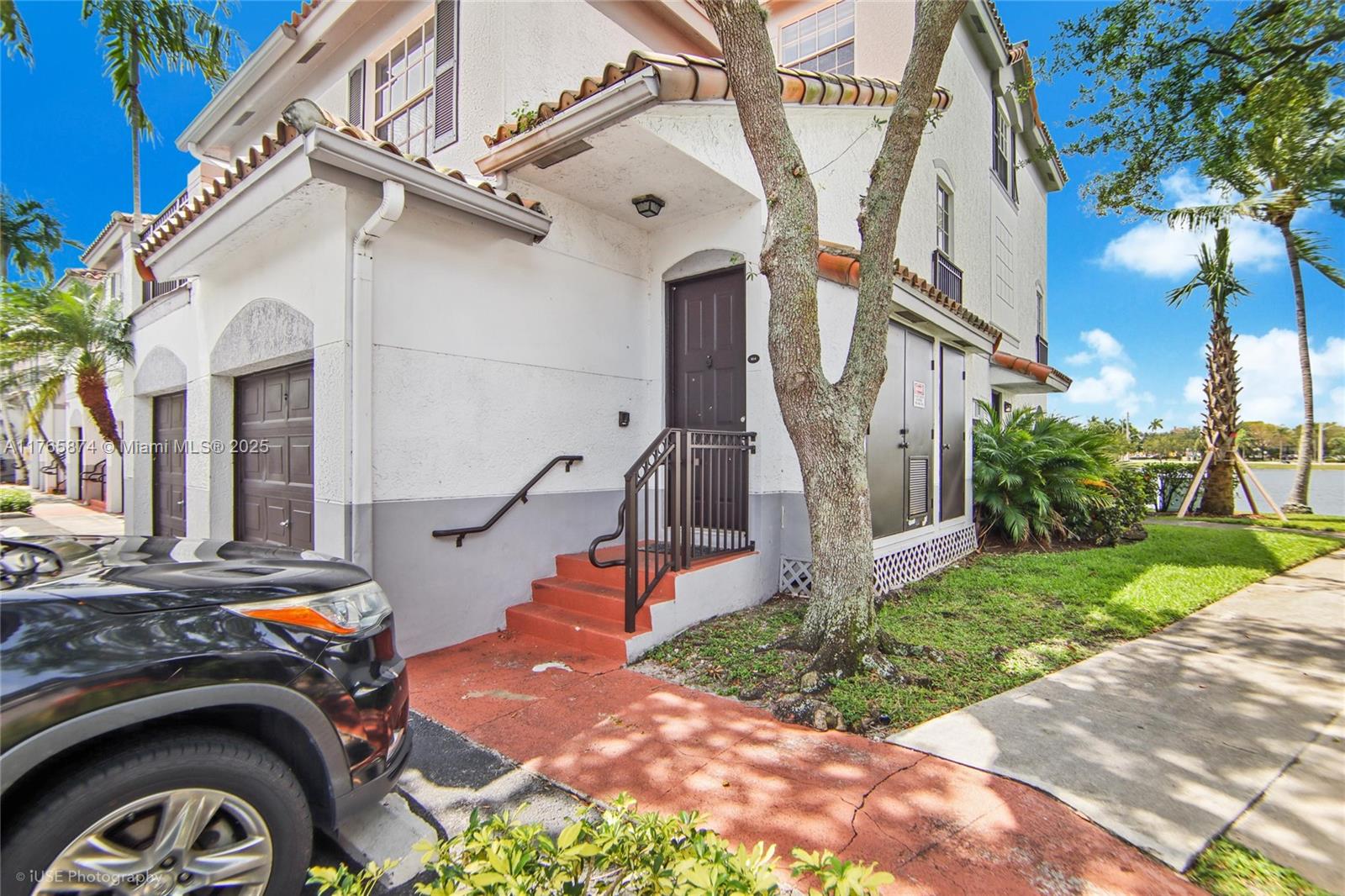 VILLAS DE TUSCANY CONDO - фото