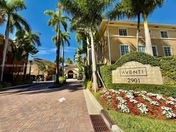 AVENTI AT AVENTURA CONDO