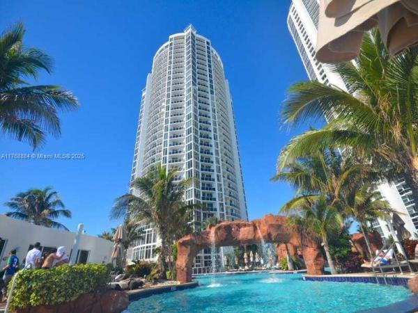 18001 COLLINS AVE #1415, SUNNY ISLES BEACH, FL 33160