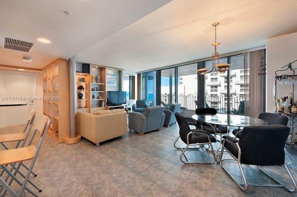 1500 OCEAN DRIVE CONDO