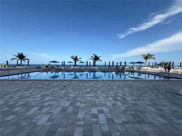 1880 S OCEAN DR #308, HALLANDALE BEACH, FL 33009