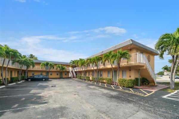 El Sol at Main Street