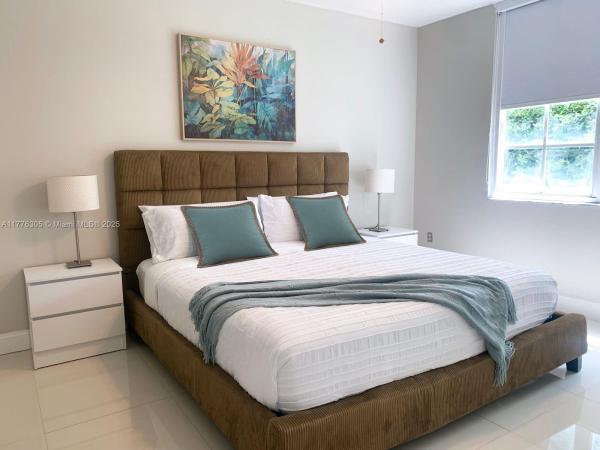 19501 E COUNTRY CLUB DR #9102, AVENTURA, FL 33180