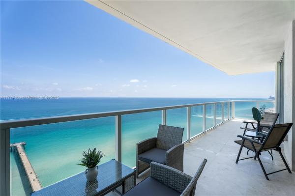 16699 COLLINS AVE #2502, SUNNY ISLES BEACH, FL 33160