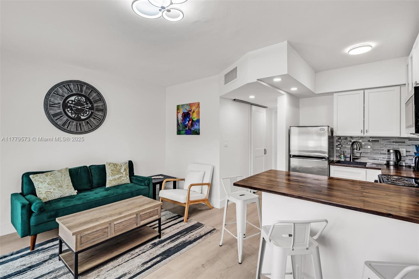 LAUDERDALE - фото