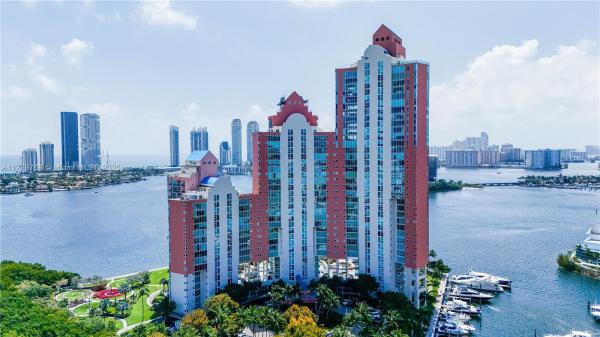 3370 HIDDEN BAY DR #2004, AVENTURA, FL 33180