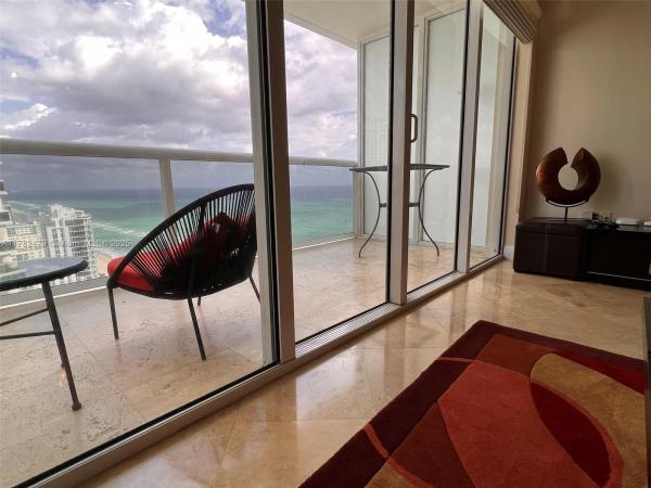 1830 S OCEAN DR #3309, HALLANDALE BEACH, FL 33009