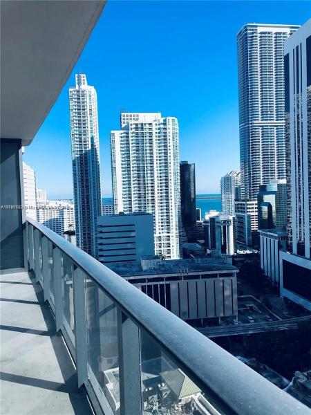 BRICKELL HEIGTS EAST COND