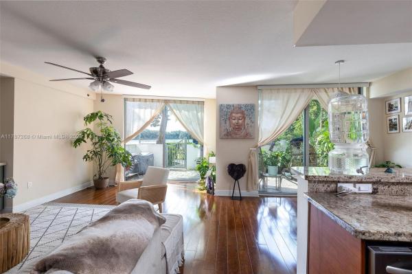 2681 N FLAMINGO RD #TH4S, SUNRISE, FL 33323