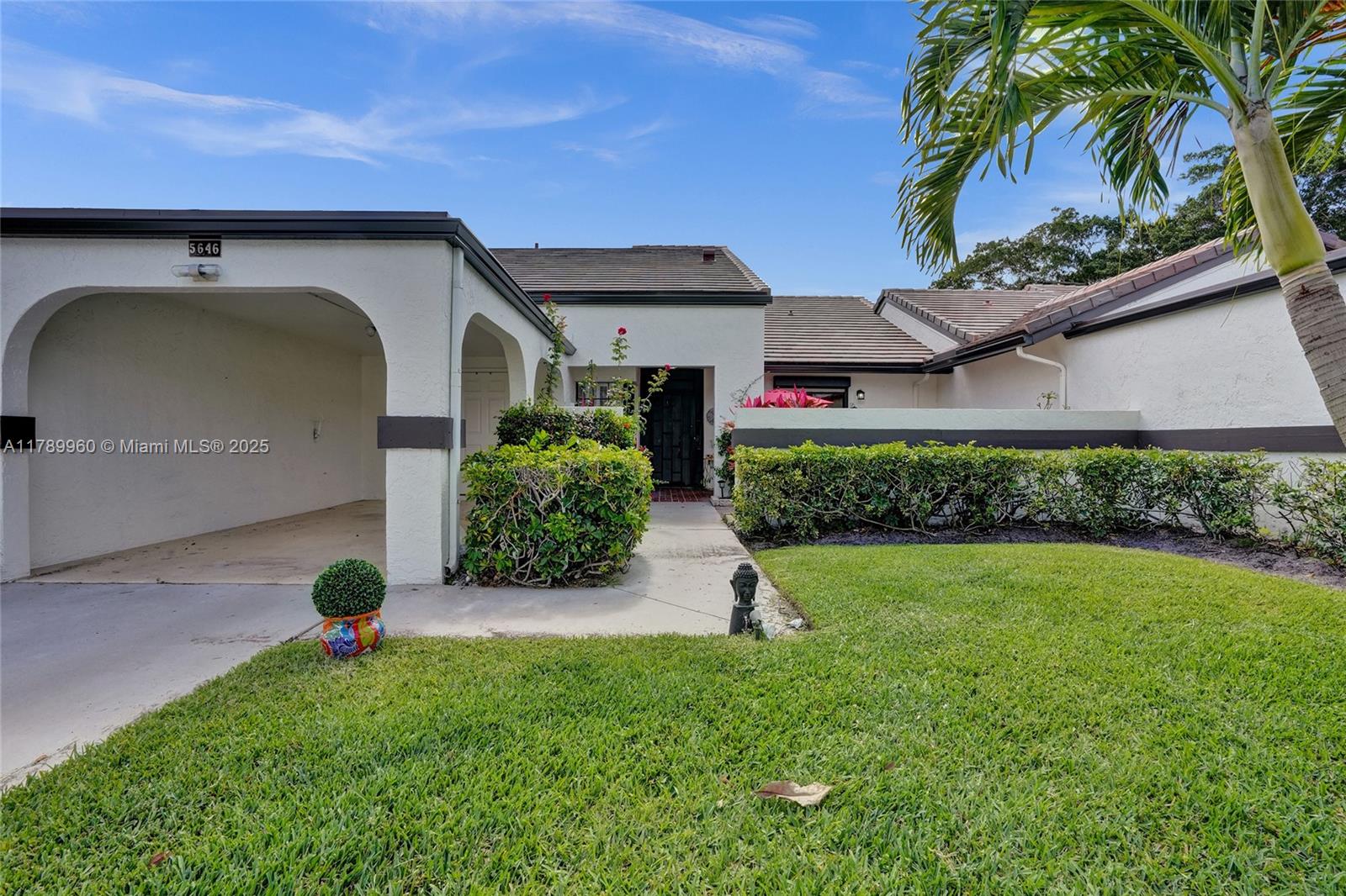 PARKWALK 1 - фото