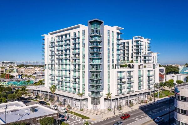 3900 BISCAYNE BLVD #N-821, MIAMI, FL 33137