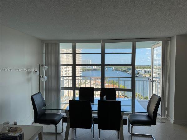 301 174TH ST #1105, SUNNY ISLES BEACH, FL 33160