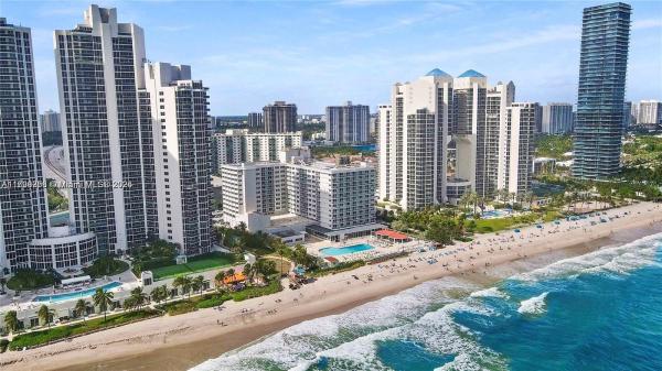 19201 COLLINS AVE, SUNNY ISLES BEACH, FL 33160