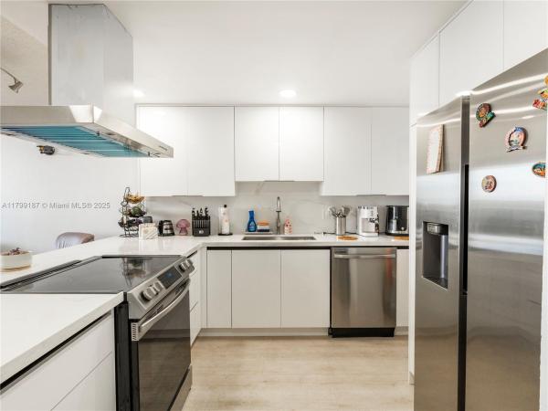 IMPERIAL TERRACES CONDO