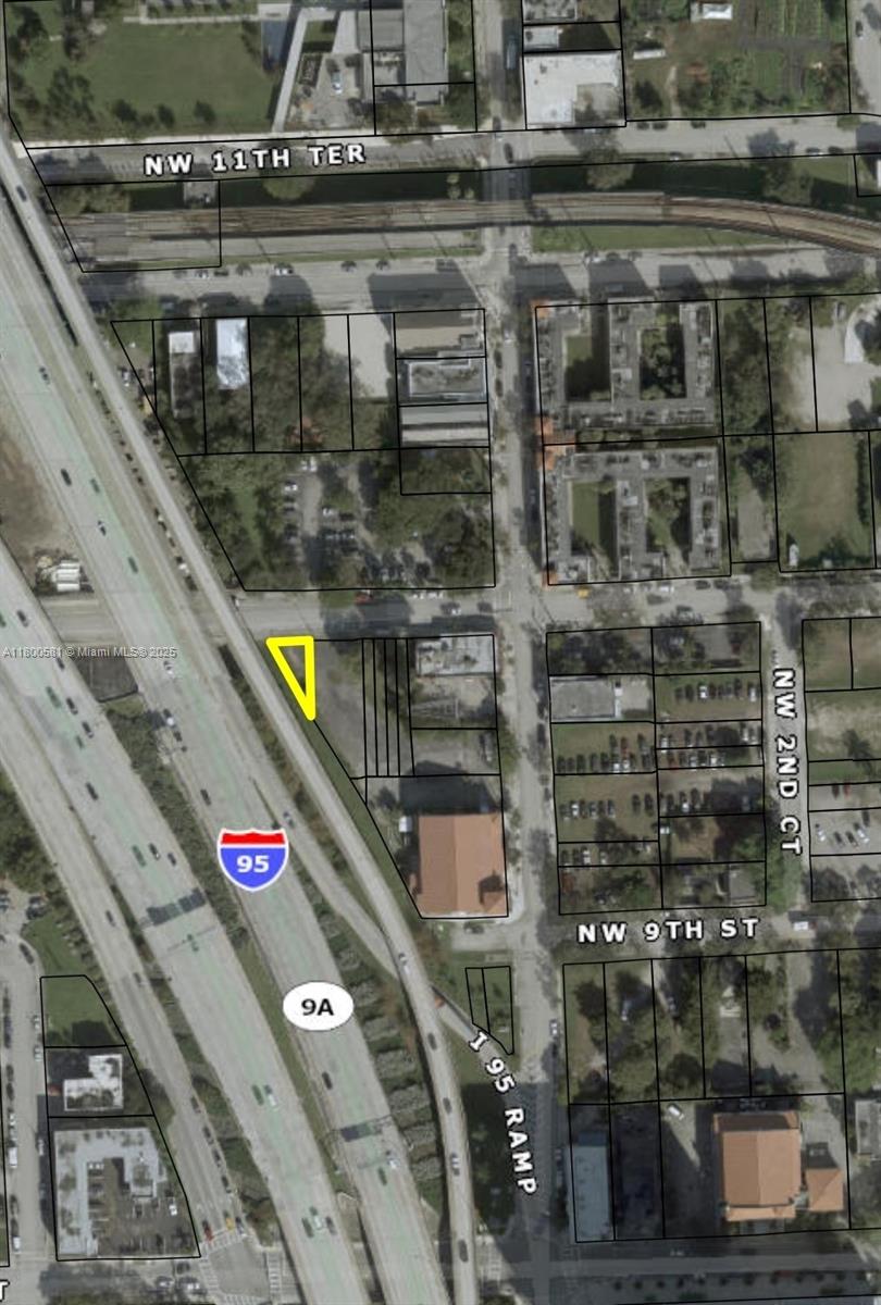 MIAMI NORTH - фото