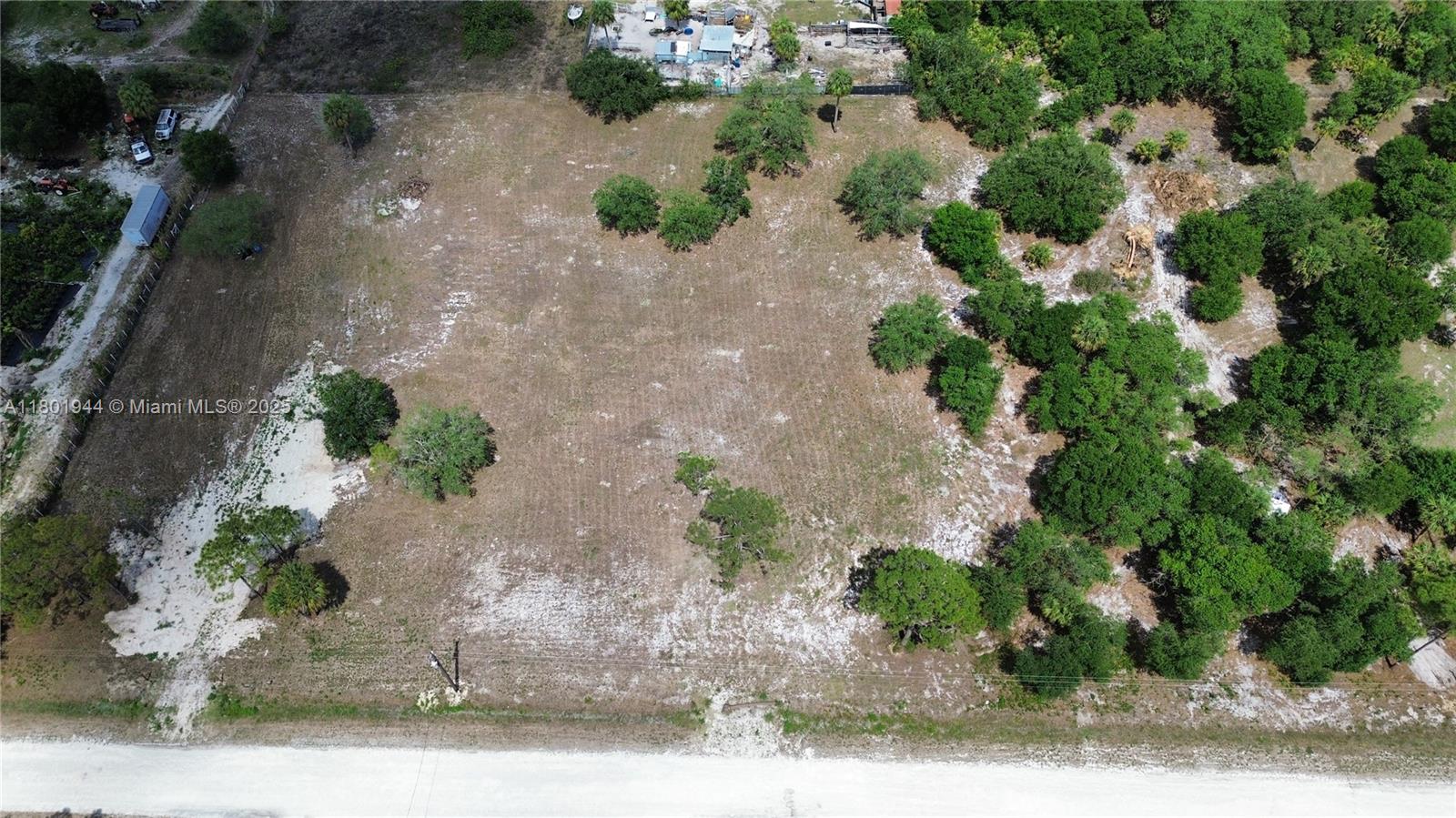 MONTURA RANCHES - фото