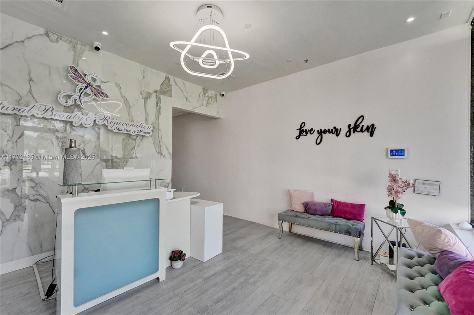 Natural Beauty & Rejuvenation - фото