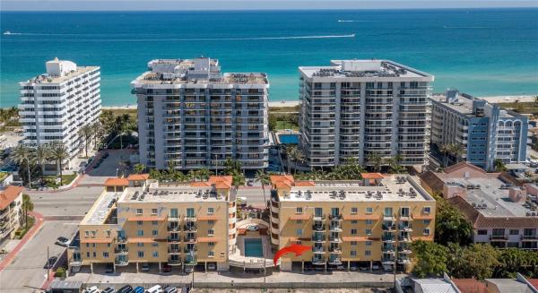 SURFSIDE PALMS CONDO