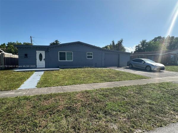 SUNRISE GOLF VILLAGE SEC