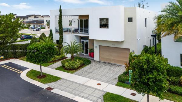 DORAL COMMONS RESIDENTIAL