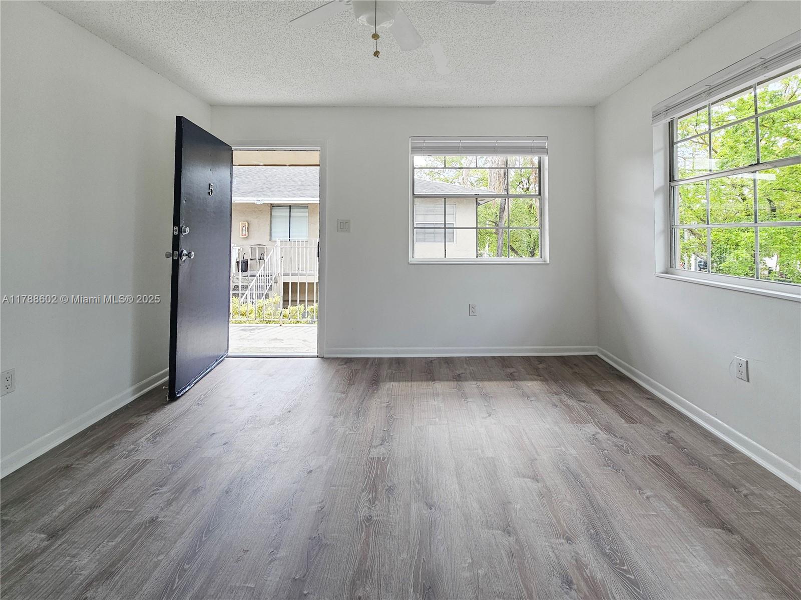 TAMIAMI LAWNS REVISED - фото