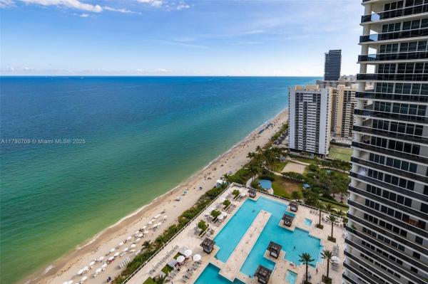1830 S OCEAN DR #2804, HALLANDALE BEACH, FL 33009