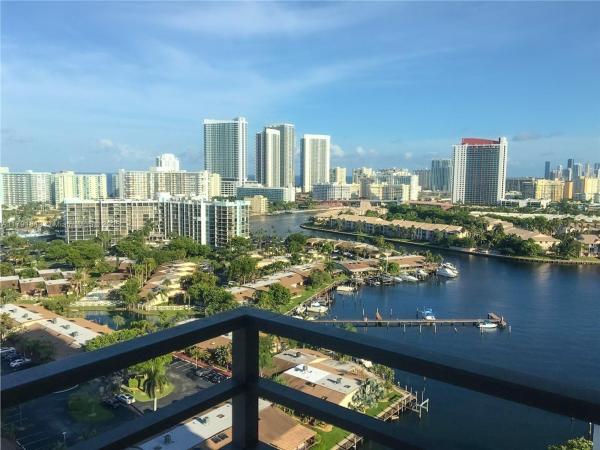 2500 PARKVIEW DR #2004, HALLANDALE BEACH, FL 33009