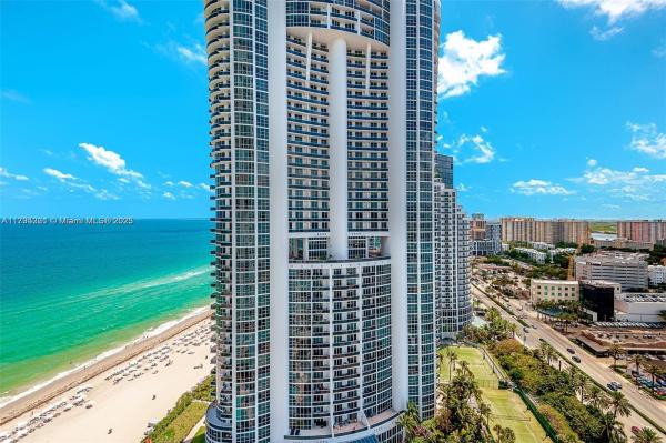 18201 COLLINS AVE #3405, SUNNY ISLES BEACH, FL 33160