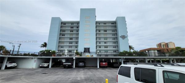 LAKE HARBOR COVE CONDO