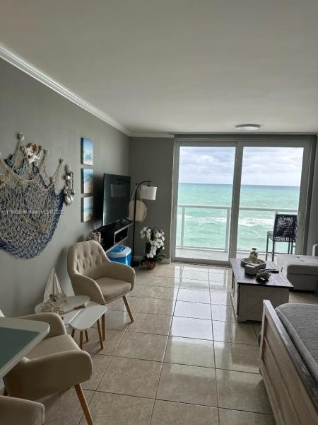 19201 COLLINS AVE #712, SUNNY ISLES BEACH, FL 33160