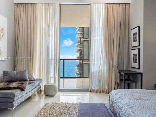 9705 COLLINS AVE #1804N, BAL HARBOUR, FL 33154