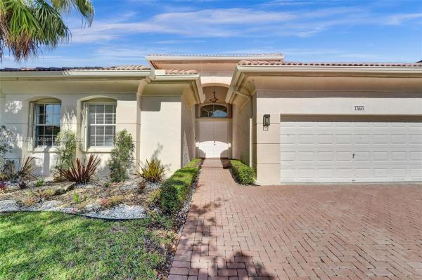 SUNSET LAKES GRAND ISLE