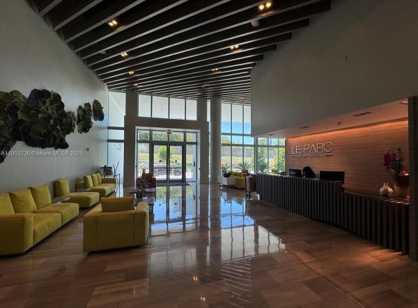 LE PARC AT BRICKELL CONDO