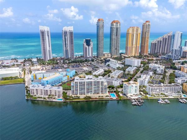 18100 N BAY RD #404, SUNNY ISLES BEACH, FL 33160