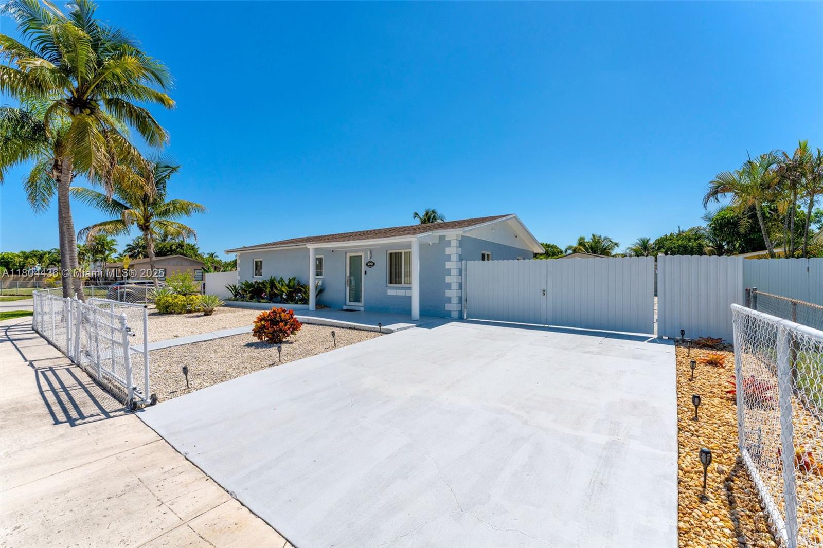 21 CENTURY HOMES 1 SEC - фото