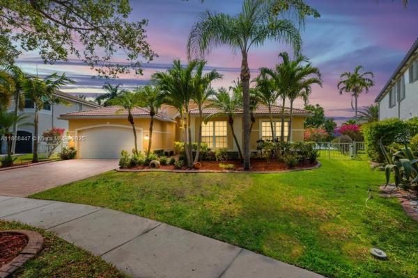 SUNSET LAKES PLAT THREE