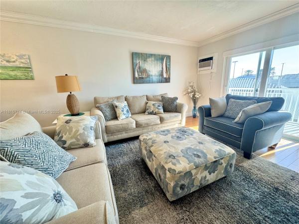 LEISURE BEACH CONDO