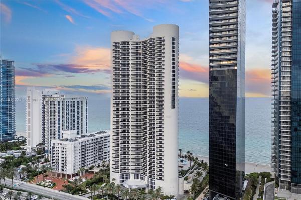 17201 COLLINS AVE #1205, SUNNY ISLES BEACH, FL 33160