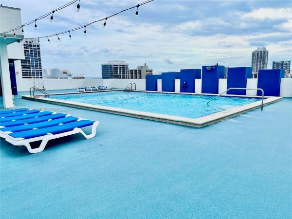 401 BLU OF NORTH BEACH CO