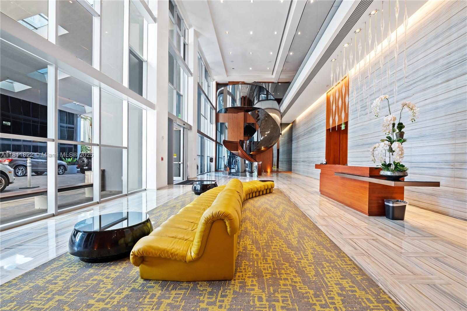 BRICKELL HOUSE CONDO - фото