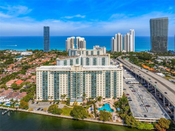 19390 COLLINS AVE #1519, SUNNY ISLES BEACH, FL 33160