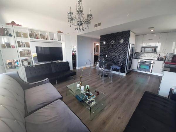 INFINITY AT BRICKELL COND