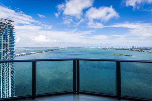 460 NE 28TH ST #4203, MIAMI, FL 33137