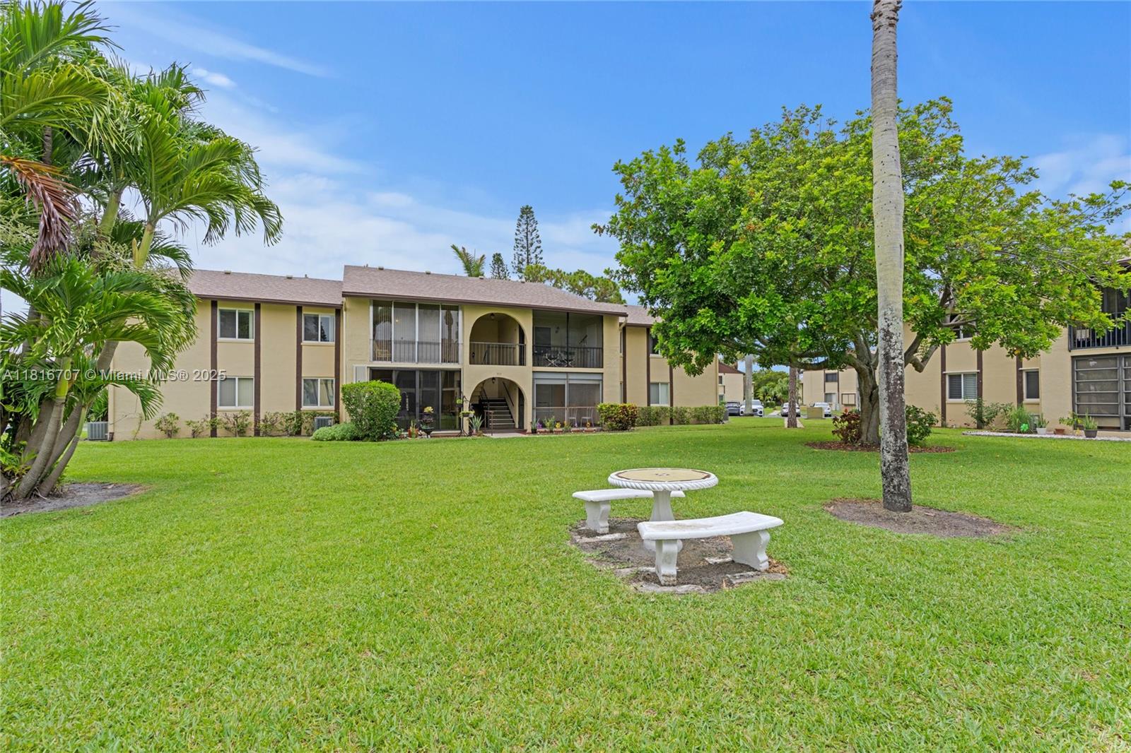 PINE RIDGE III - фото