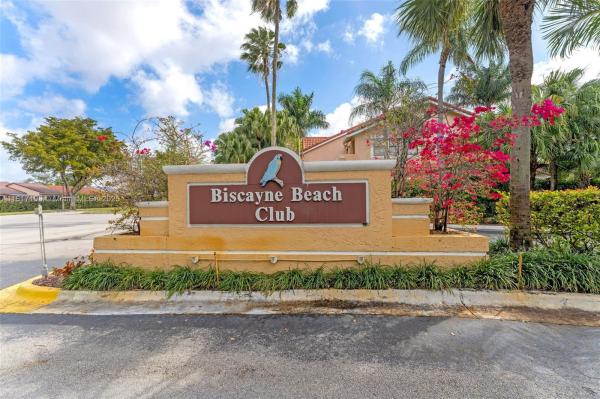 BISCAYNE BEACH CLUB CONDO