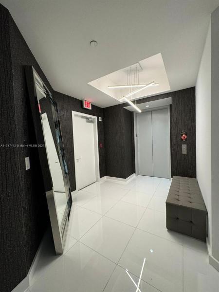 851 NE 1ST AVE #1404, MIAMI, FL 33132