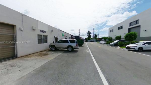 24th Street Warehouse